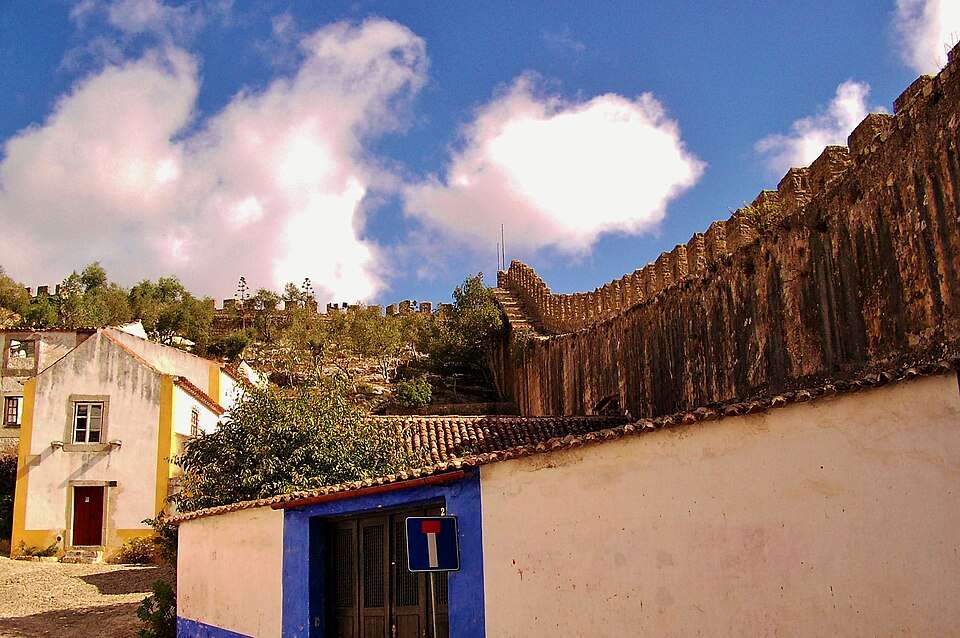 Houses beneath the castle walls, Óbidos